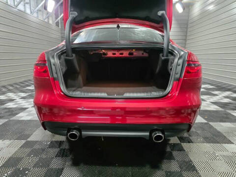 2017 Jaguar XF 35t R-Sport