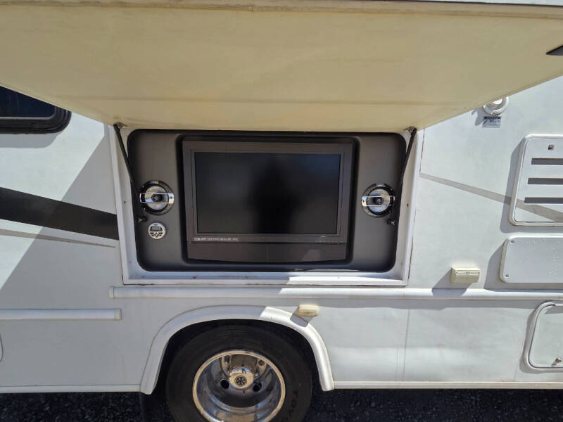 2008 Four Winns Hurricane