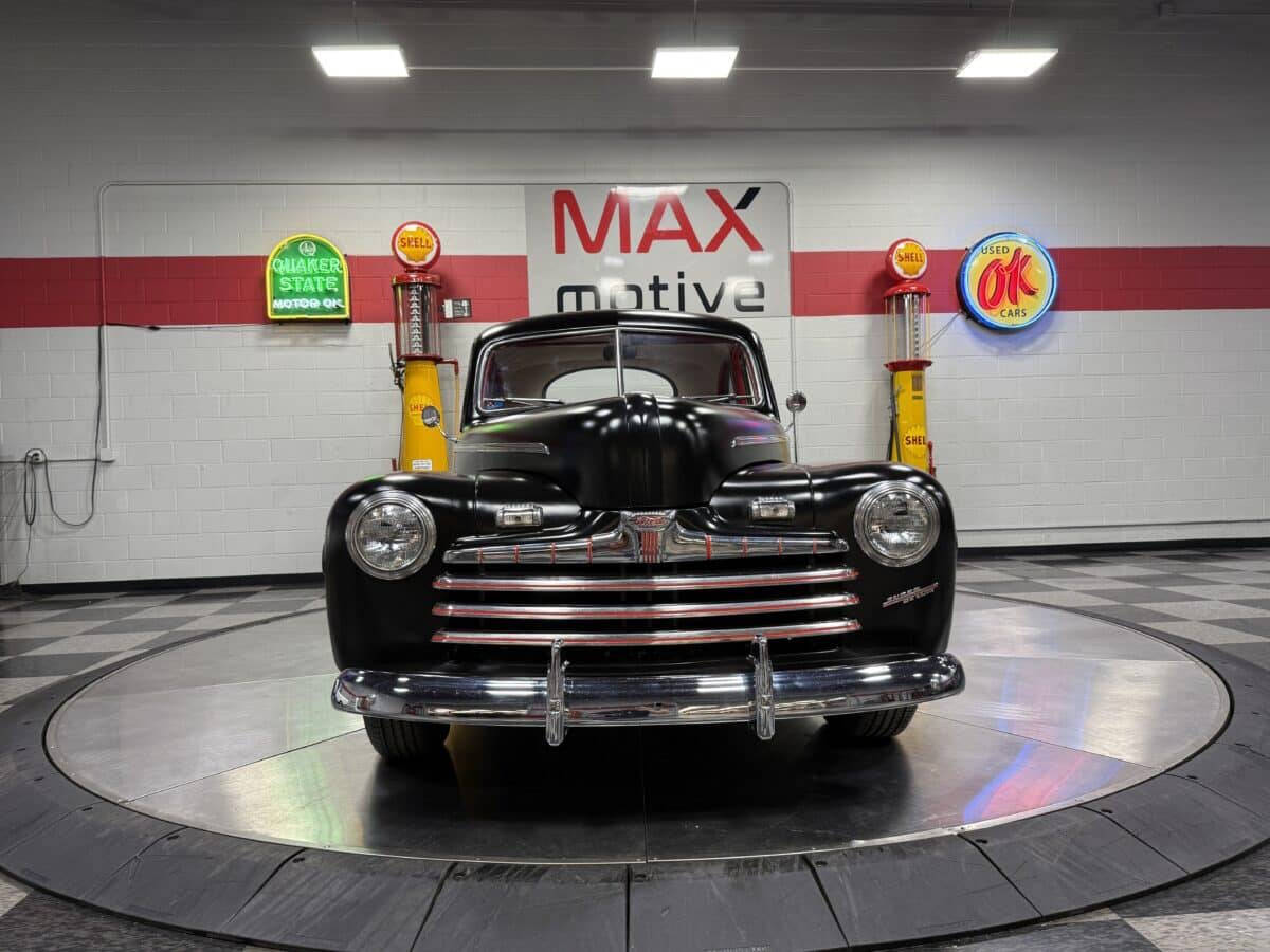 1946 Ford Coupe 17