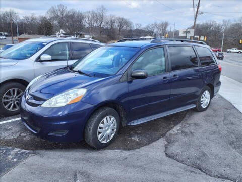 2006 Toyota Sienna for sale at WOOD MOTOR COMPANY in Madison TN