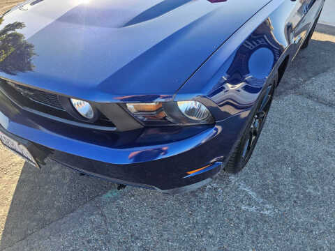 2011 Ford Mustang GT Premium