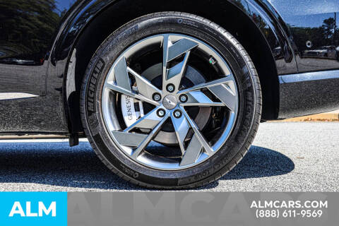 2024 Genesis Electrified GV70