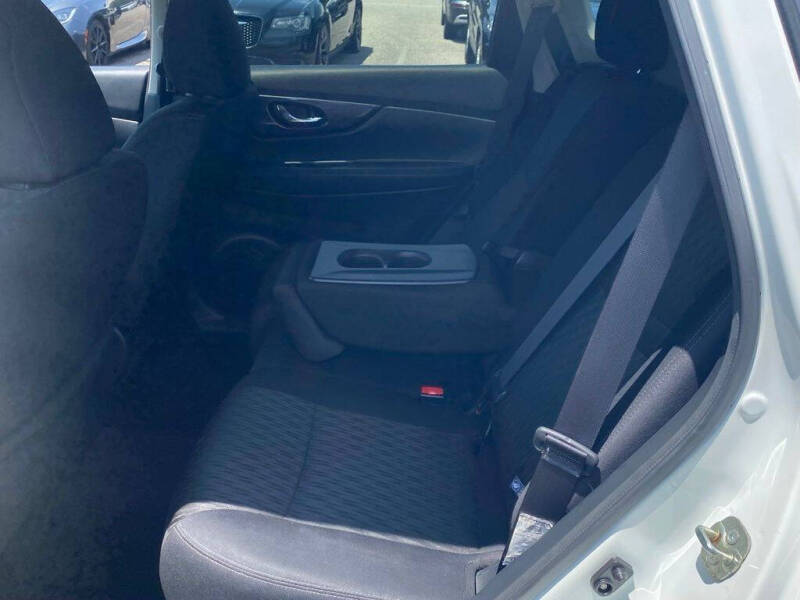 2020 Nissan Rogue S