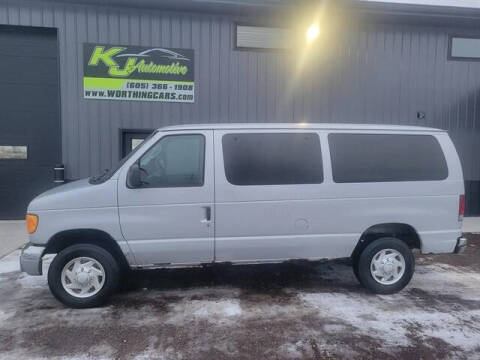 2004 Ford E-Series E-350 SD XLT