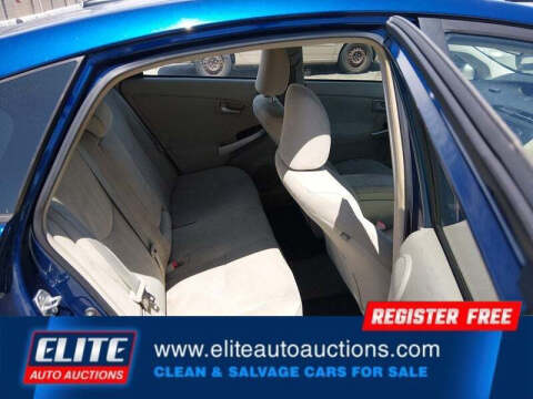 2010 Toyota Prius III