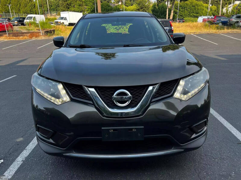 2016 Nissan Rogue S photo 2