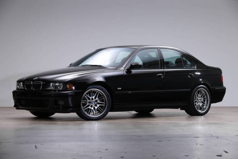 2002 BMW M5