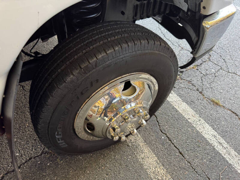 2013 Ford E-Series E-450 SD