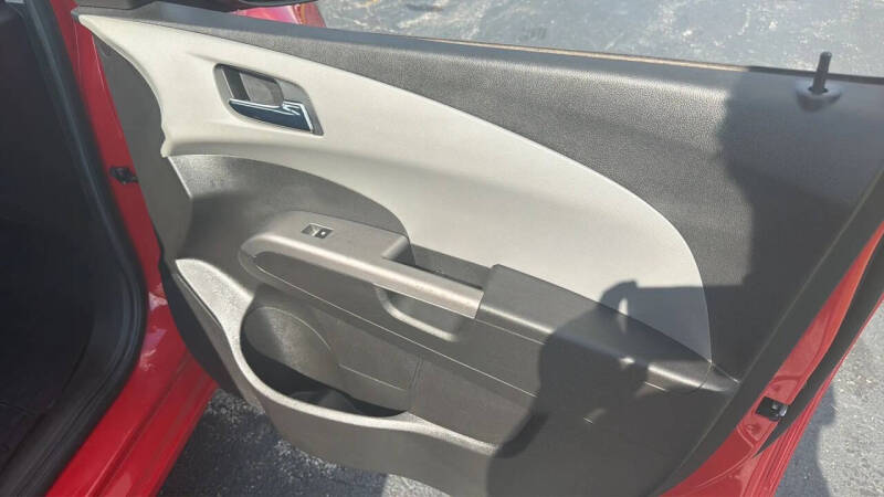 2017 Chevrolet Sonic Premier Auto
