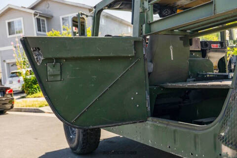 2008 AM General Hummer