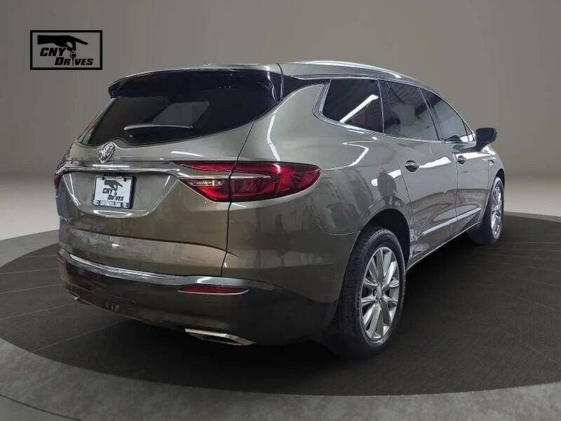 2020 Buick Enclave Essence