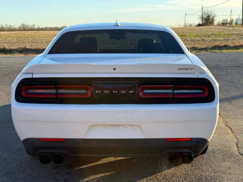 2016 Dodge Challenger SRT 392