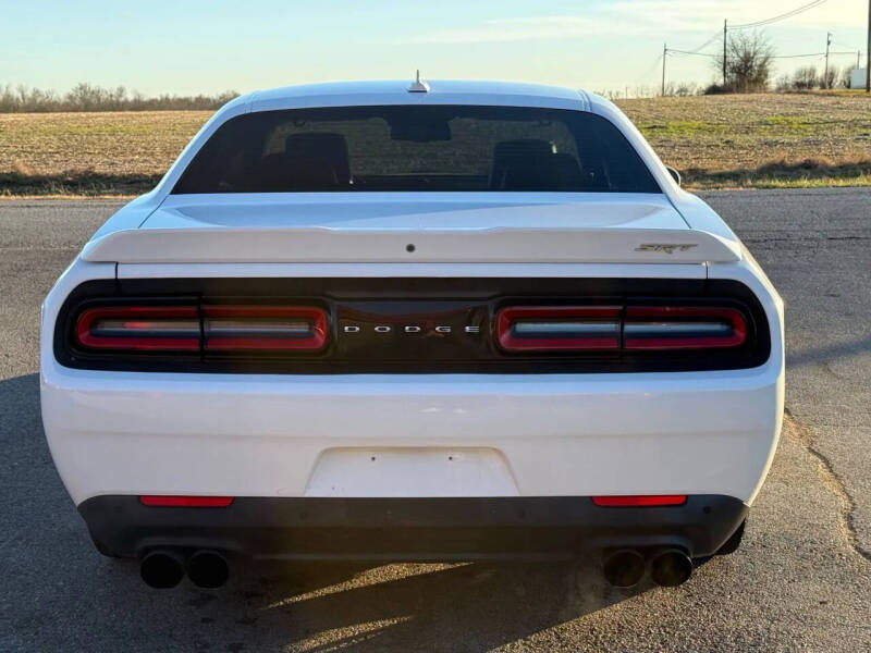 2016 Dodge Challenger SRT 392