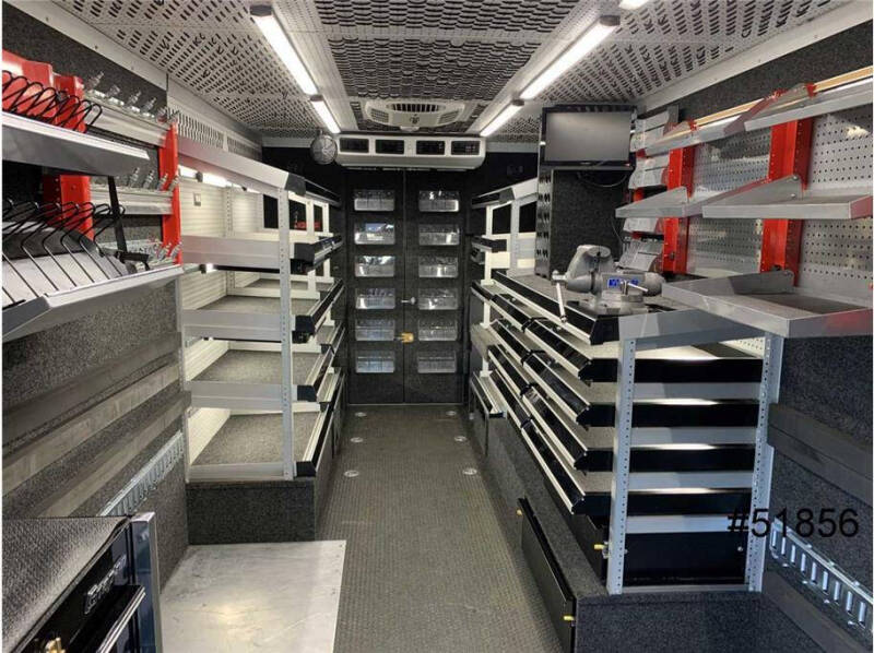 2016 Freightliner MT45 Chassis