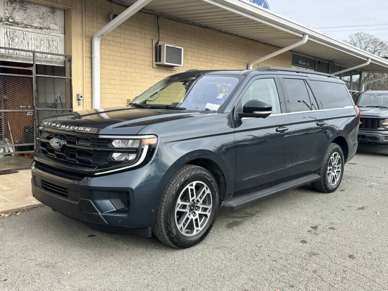 2025 Ford Expedition MAX Active