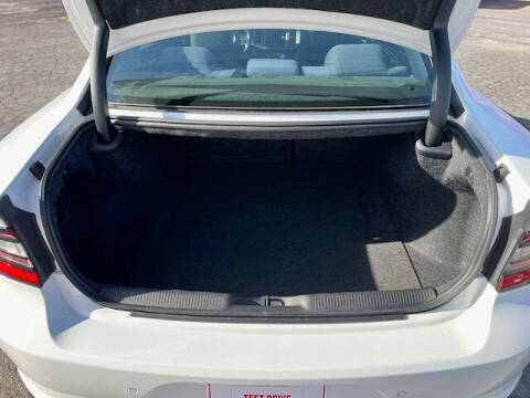 2017 Dodge Charger SE