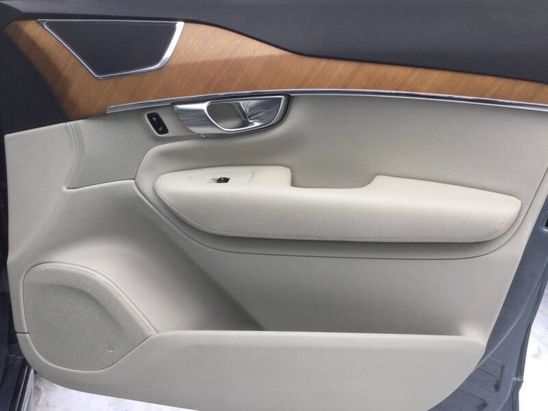 2021 Volvo XC90 Recharge T8 Inscription Expression 7P