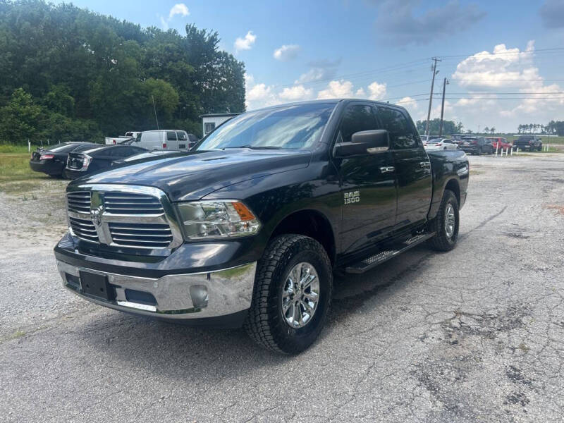 2016 RAM 1500 SLT