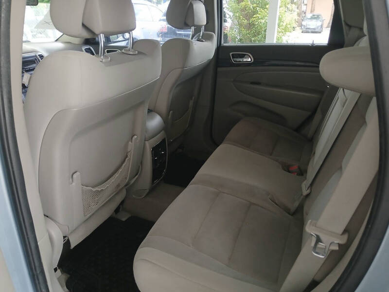 2012 Jeep Grand Cherokee Laredo