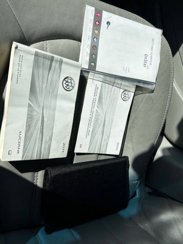 2011 Buick Lucerne CXL Premium