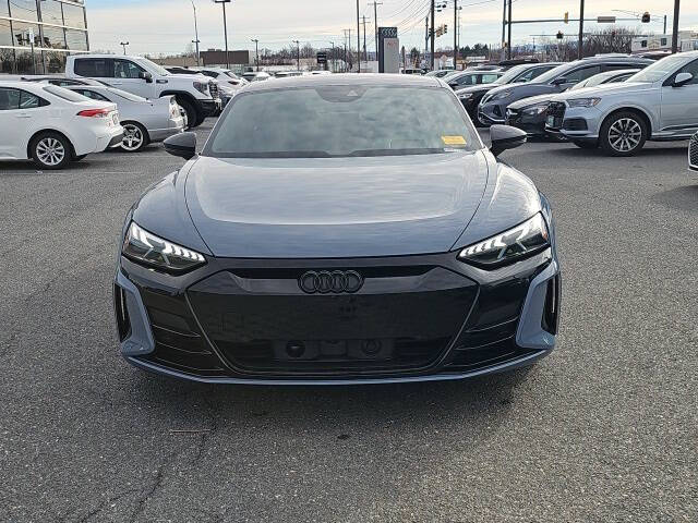 2022 Audi e-tron GT quattro Prestige