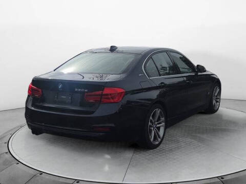 2017 BMW 3 Series 330e iPerformance