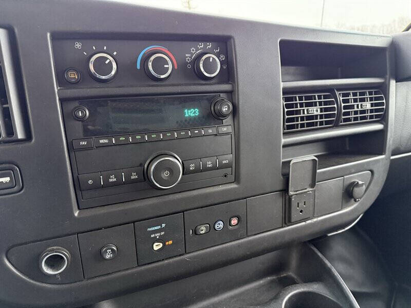 2016 GMC Savana 3500