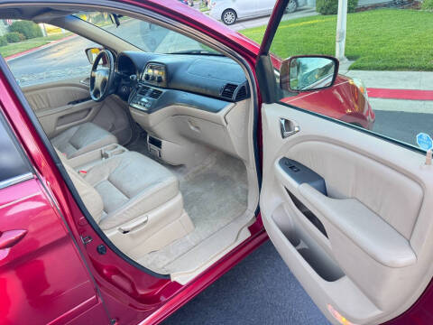 2005 Honda Odyssey EX-L w/DVD
