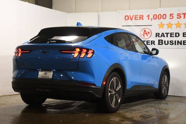 2022 Ford Mustang Mach-E Select