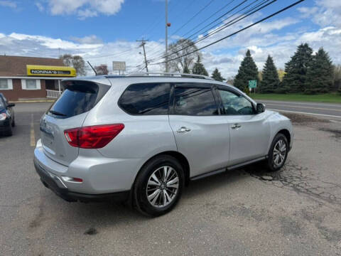 2017 Nissan Pathfinder