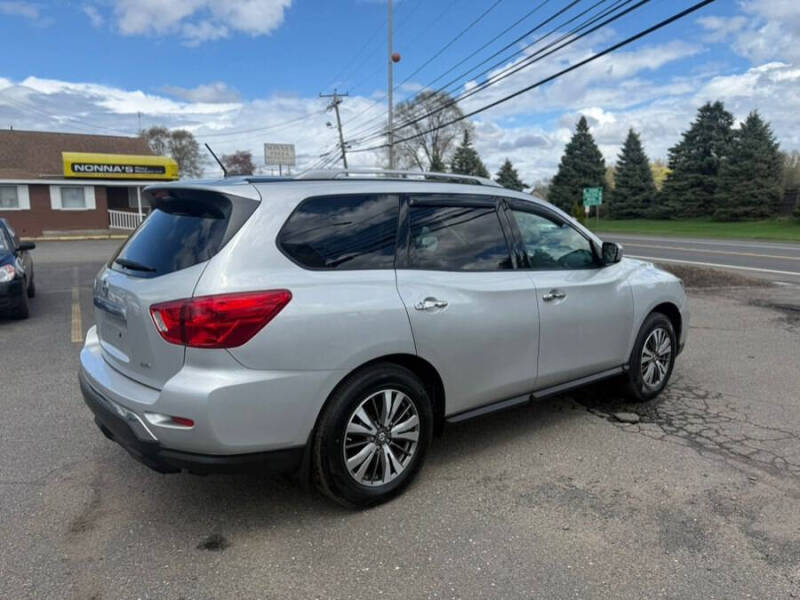 2017 Nissan Pathfinder