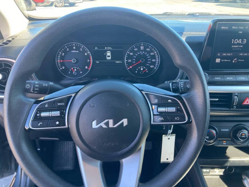 2023 Kia Forte LXS