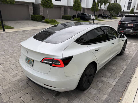 2021 Tesla Model 3 Standard Range Plus