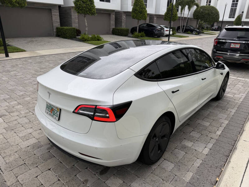 2021 Tesla Model 3 Standard Range Plus