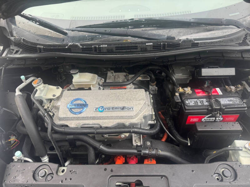 2012 Nissan LEAF SV