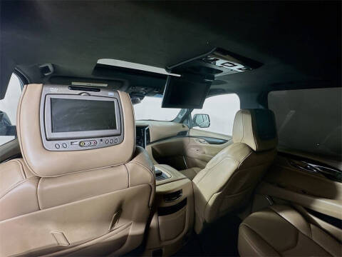 2019 Cadillac Escalade Platinum