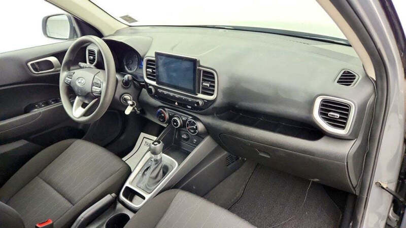 2021 Hyundai Venue SE