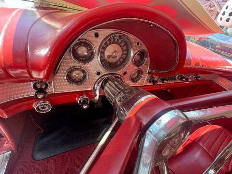 1957 Ford Thunderbird