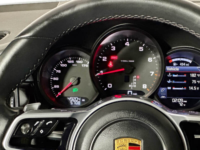2020 Porsche Macan