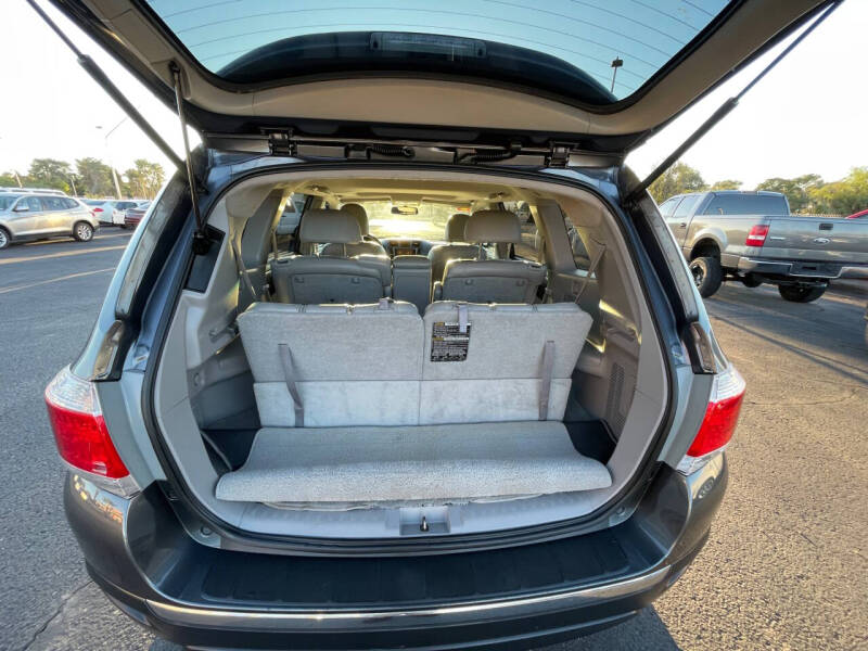 2013 Toyota Highlander SE