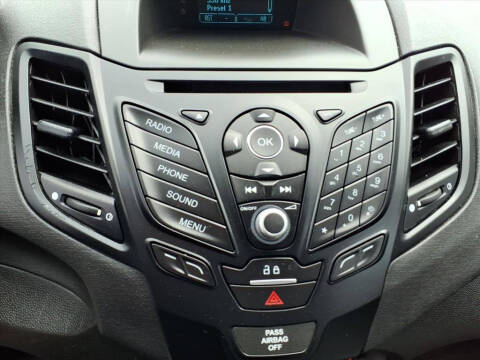 2016 Ford Fiesta S