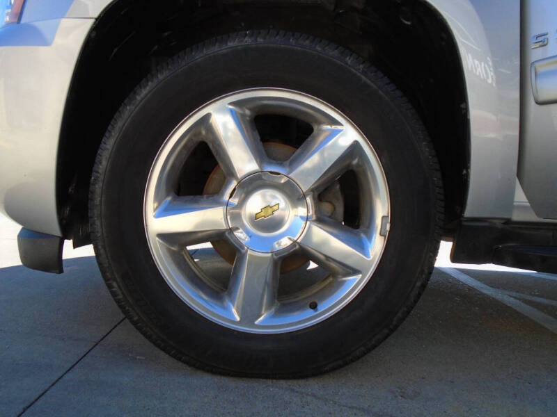 2014 Chevrolet Suburban LT