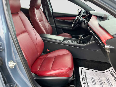 2022 Mazda Mazda3 Hatchback Premium Plus