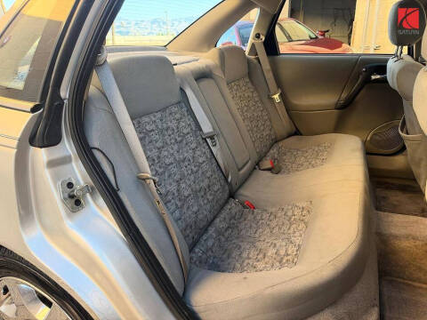2005 Saturn L300