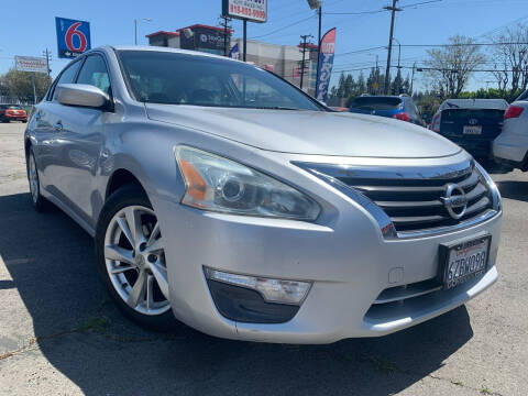 2013 Nissan Altima for sale at Galaxy of Cars in North Hills CA