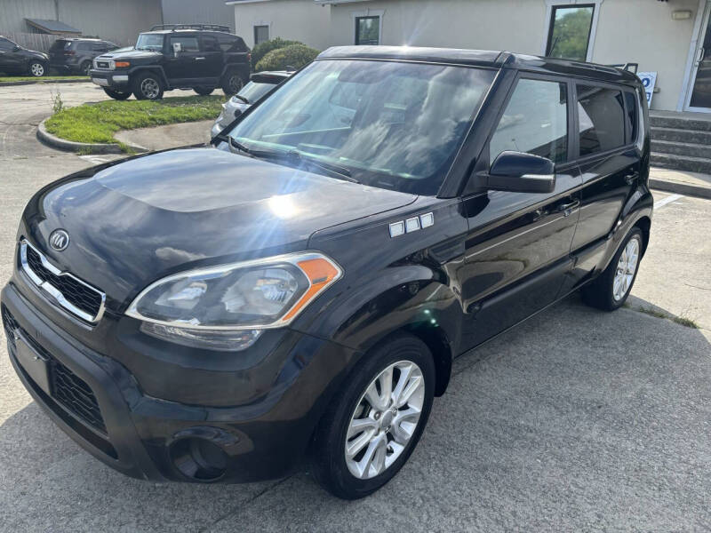 2012 Kia Soul +