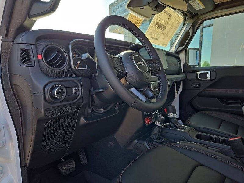 2026 Jeep Gladiator Shadow Ops