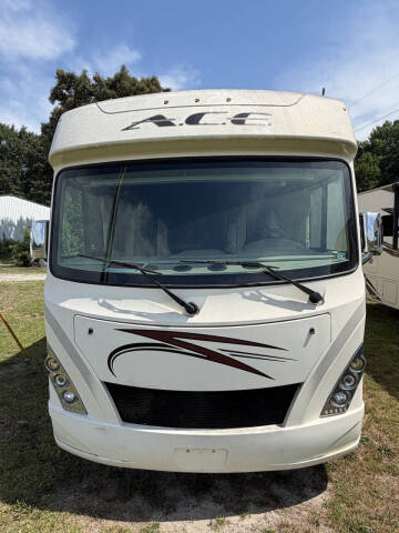 2018 Thor Motor Coach Ace 30.4