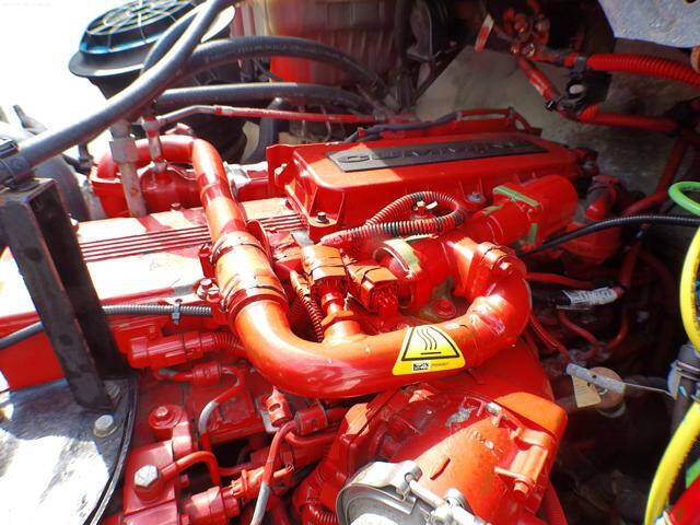 2018 Freightliner M2 106