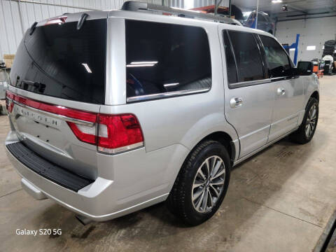 2017 Lincoln Navigator Select